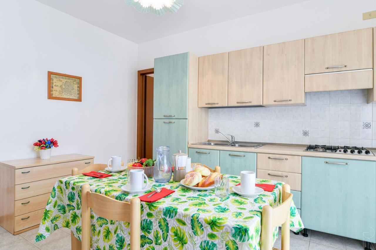 Albatros Apartment Caorle Exterior photo