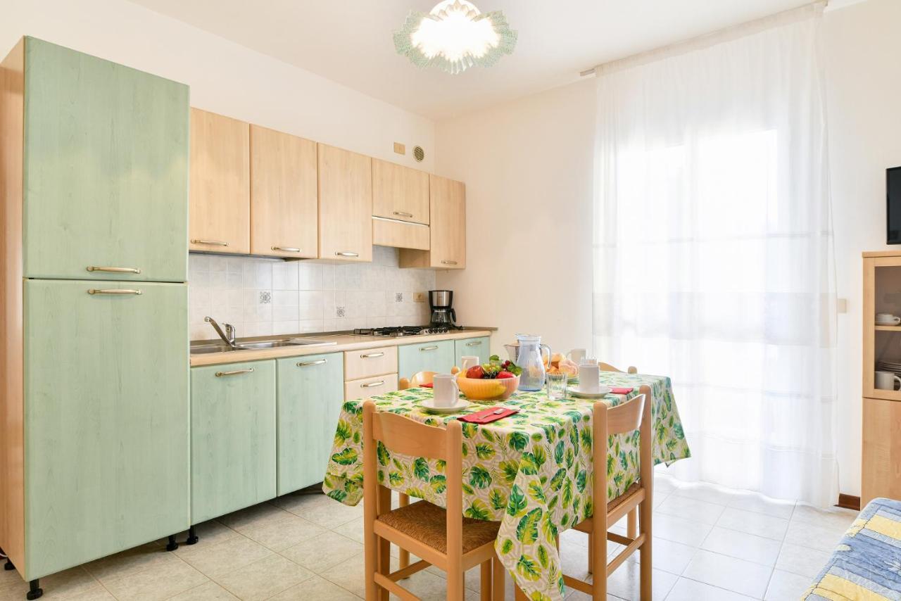 Albatros Apartment Caorle Exterior photo
