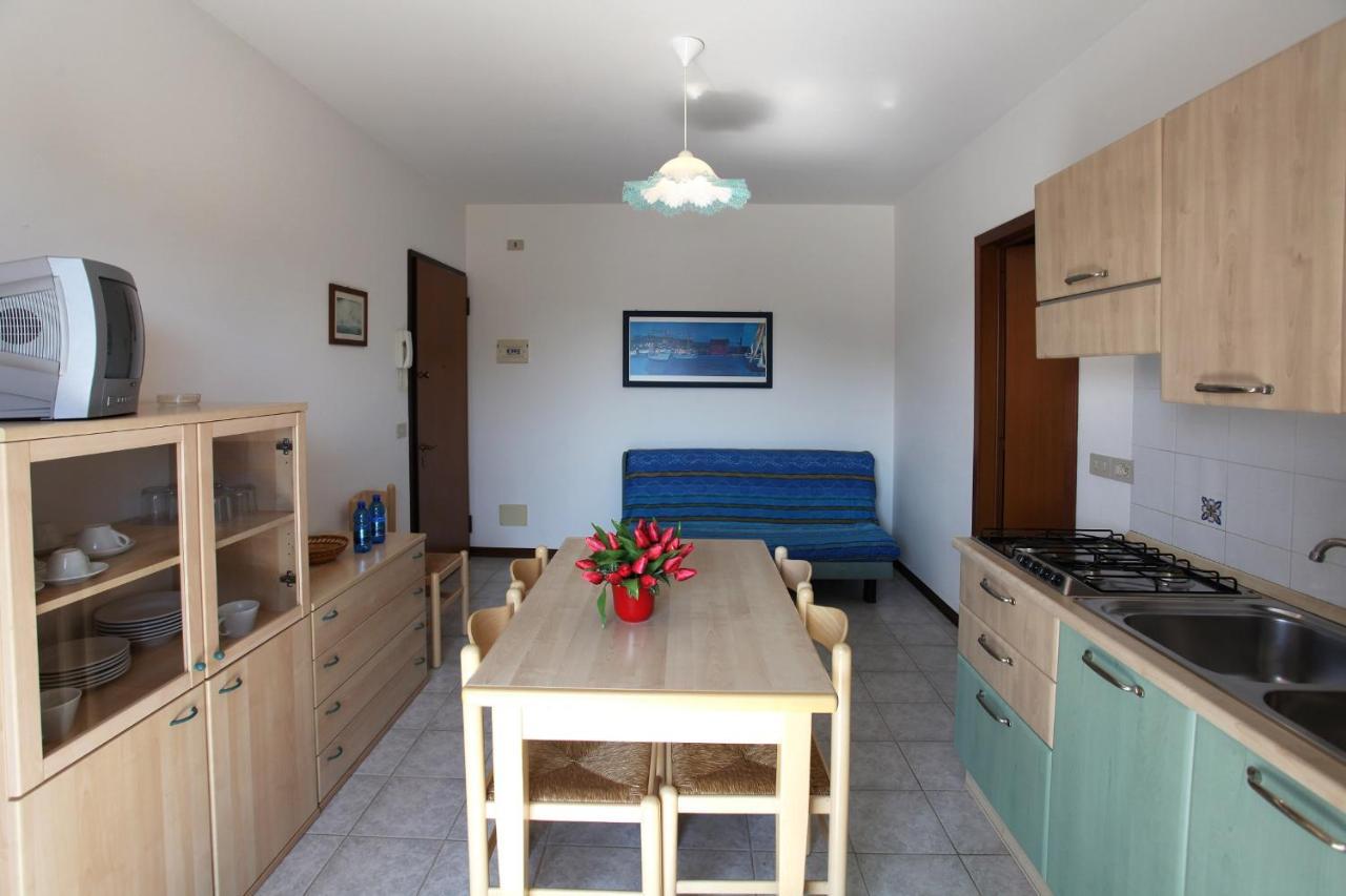 Albatros Apartment Caorle Exterior photo